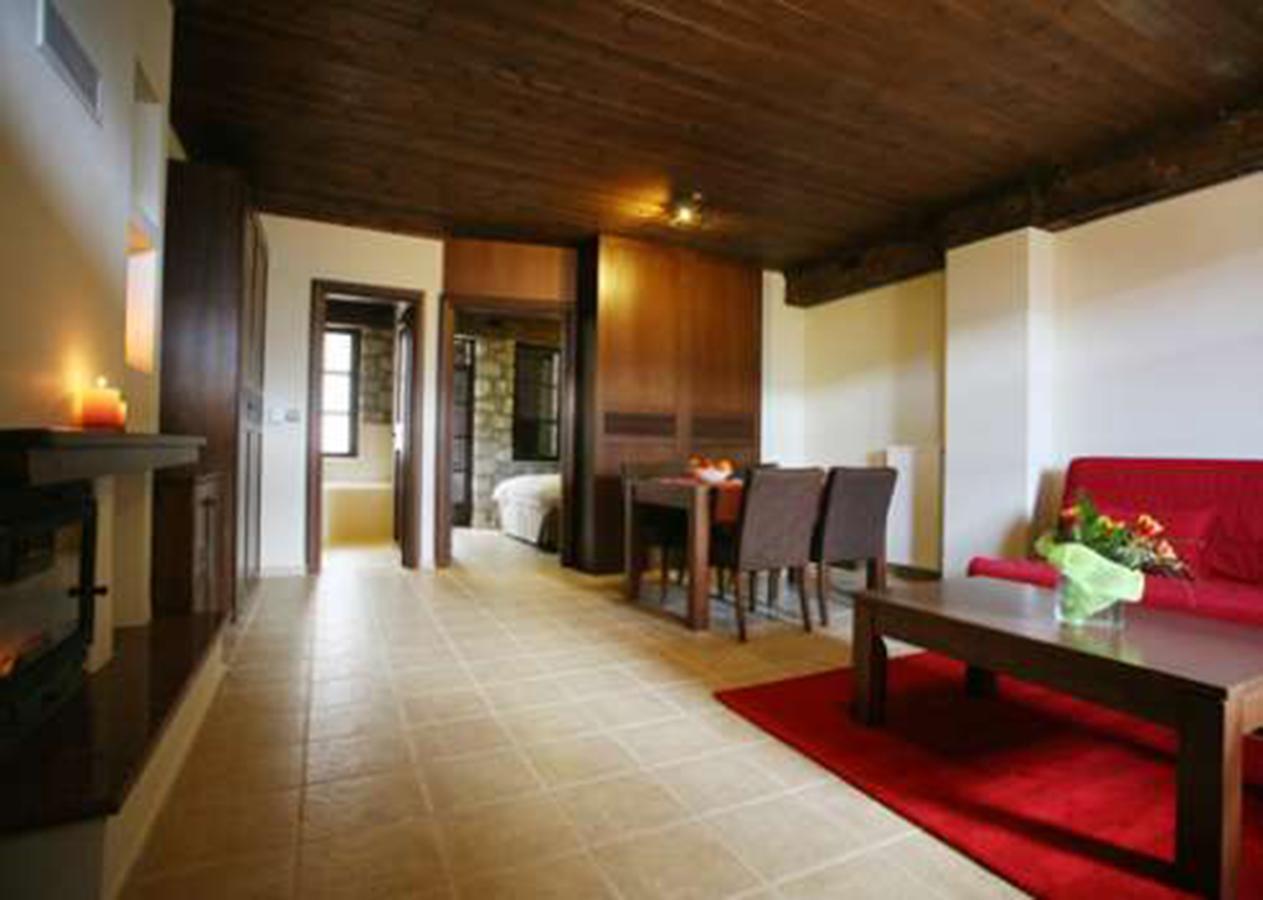 Chalet Christantoni Eláti Buitenkant foto